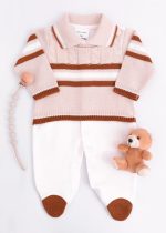 Macacão Bebê em Tricot e Suedine Caramelo com Bege