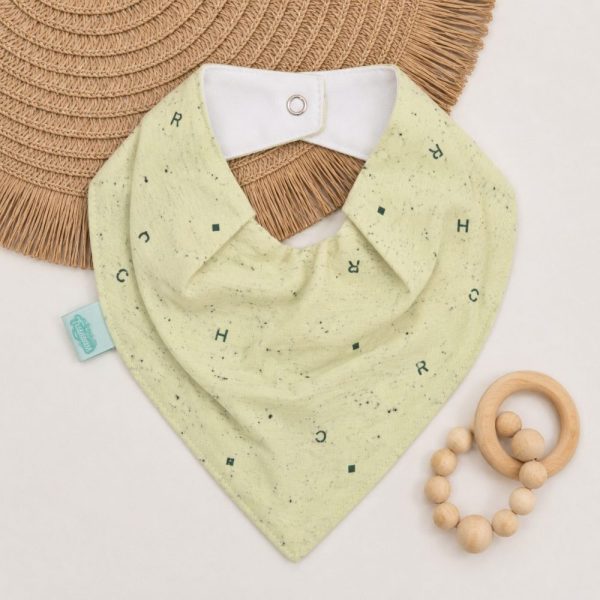 Bandana Impermeável para Bebê - Verde Letras