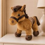 Cavalinho Marrom de Pelúcia Infantil Decorativo
