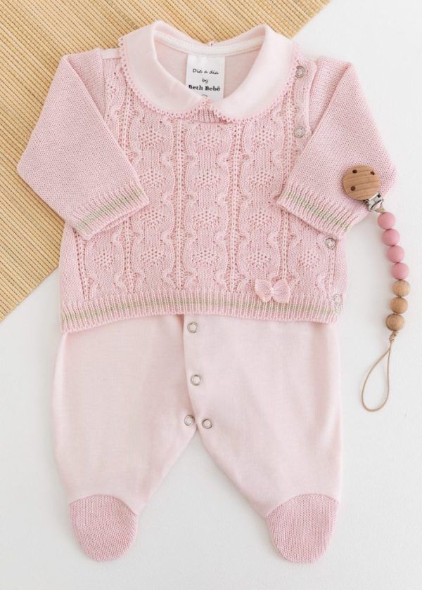 Macacão Bebê em Tricot e Suedine Rosa Claro