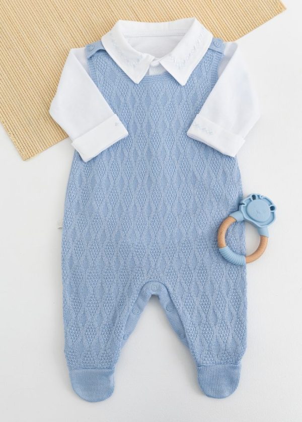 Jardineira em Tricô Azul Blue Sky com Body Bordado